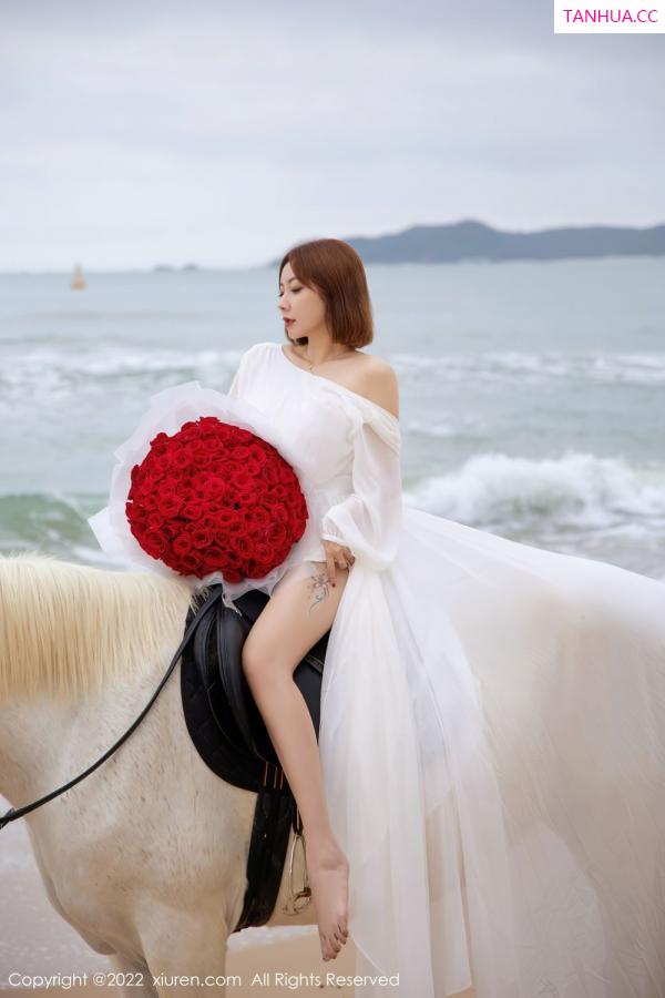 闫雪松 松果儿 [XiuRen]高清写真图 2022.04.12 No.4853 果儿Victoria第14张图片